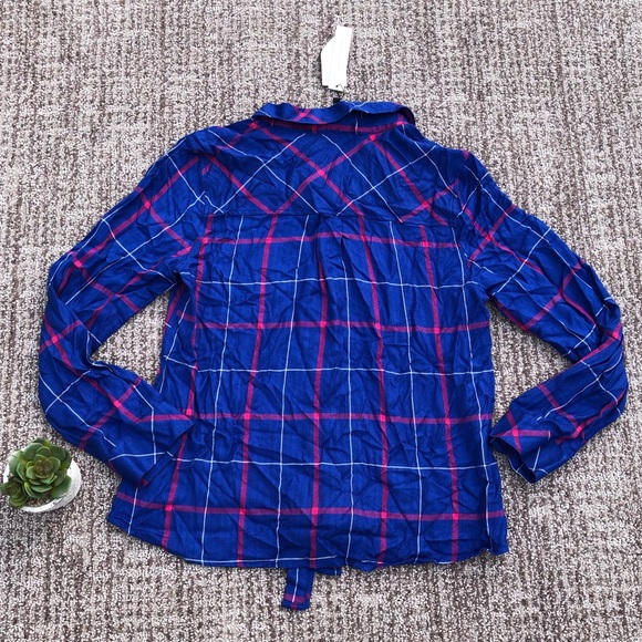 Plaid tie front top - Picture 3 of 3